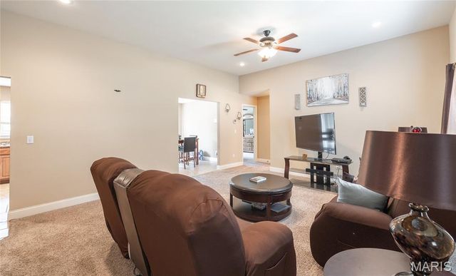 118 Sycamore Drive, St Robert, MO 65584