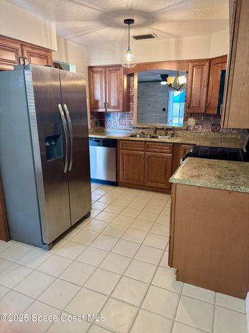 53 Anchor Drive, Indian Harbour Beach, FL 32937