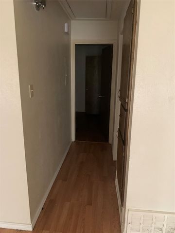 1724 W Sanford Street C, Arlington, TX 76012