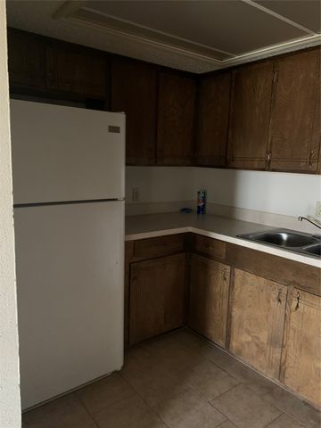 1724 W Sanford Street C, Arlington, TX 76012