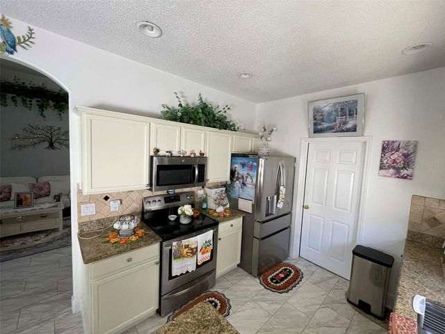 1714 ISLEBROOK DRIVE, Orlando, FL 32824