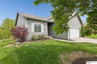 5013 N 160 Street, Omaha, NE 68116