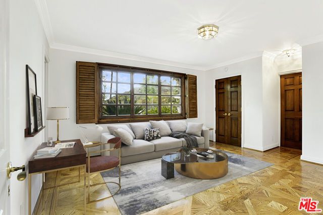 400 EVELYN Place, Beverly Hills, CA 90210