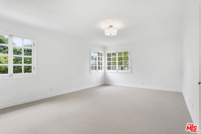 400 EVELYN Place, Beverly Hills, CA 90210