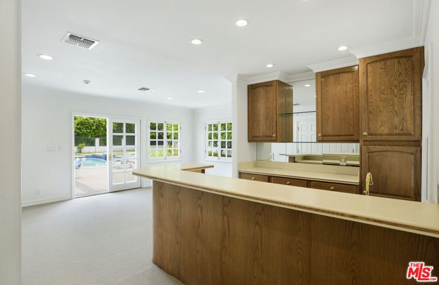 400 EVELYN Place, Beverly Hills, CA 90210