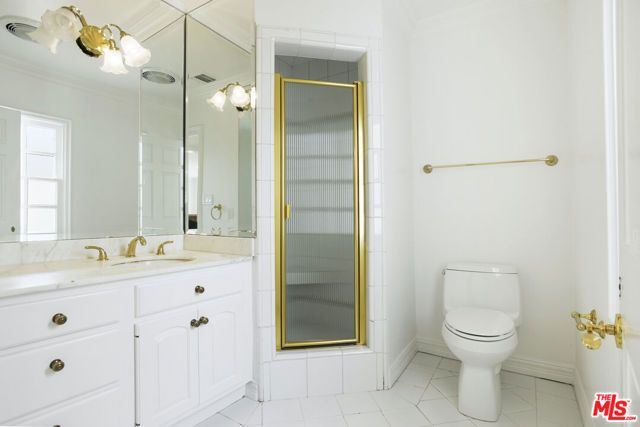 400 EVELYN Place, Beverly Hills, CA 90210