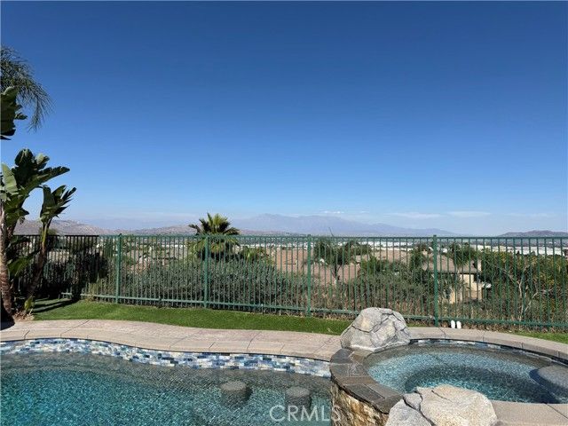 8352 Clover Creek Road, Riverside, CA 92508