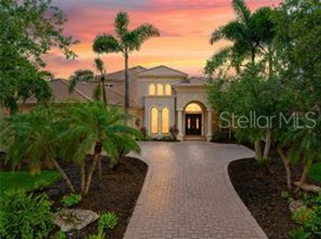 6808 BELMONT COURT, Lakewood Ranch, FL 34202