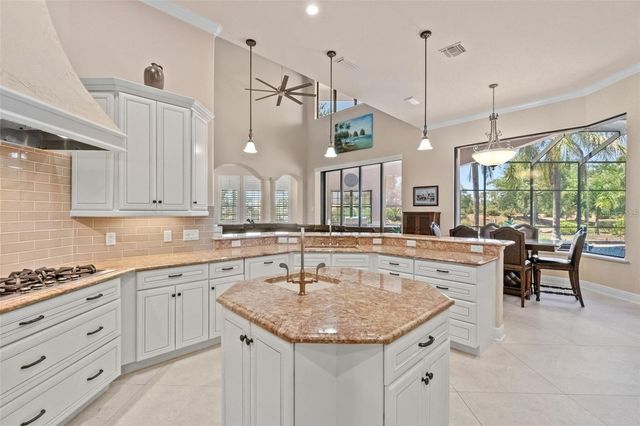 6808 BELMONT COURT, Lakewood Ranch, FL 34202