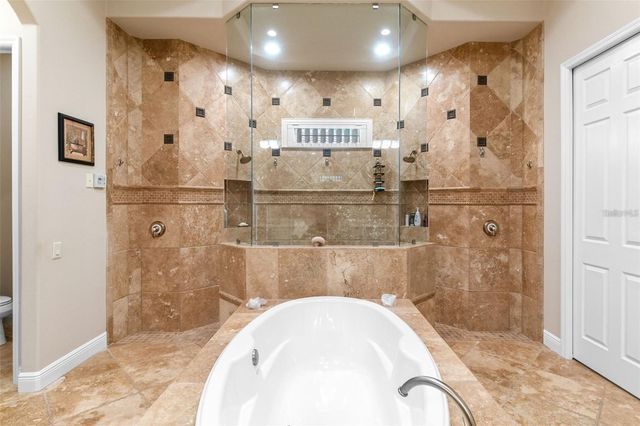 6808 BELMONT COURT, Lakewood Ranch, FL 34202