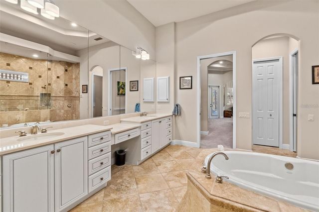 6808 BELMONT COURT, Lakewood Ranch, FL 34202