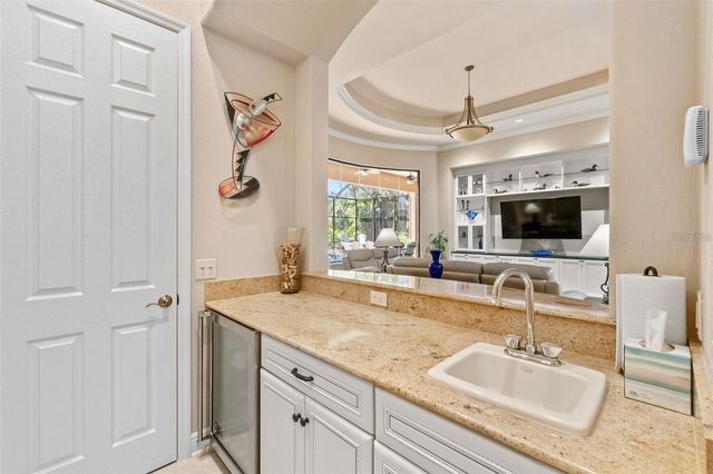 6808 BELMONT COURT, Lakewood Ranch, FL 34202