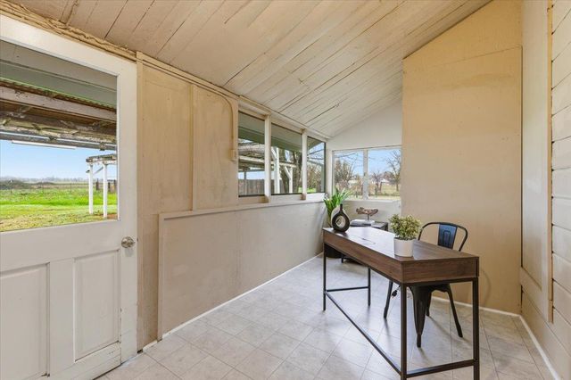 320 W Wise Rd, Lincoln, CA 95648