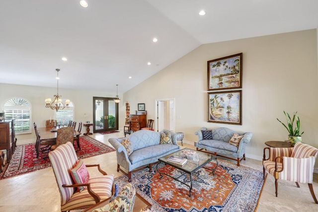 2865 Banyan Boulevard Circle NW, Boca Raton, FL 33431