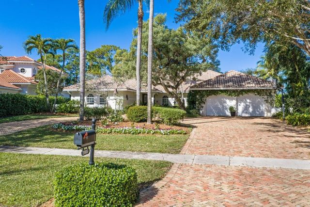 2865 Banyan Boulevard Circle NW, Boca Raton, FL 33431