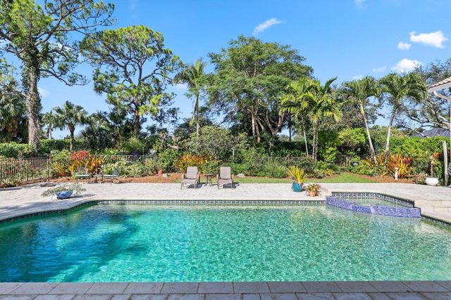 2865 Banyan Boulevard Circle NW, Boca Raton, FL 33431