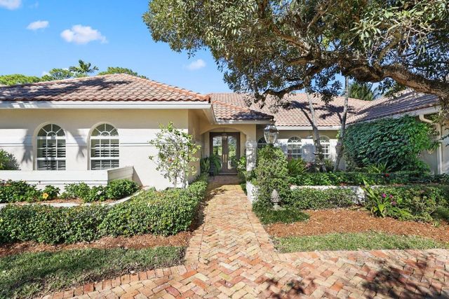 2865 Banyan Boulevard Circle NW, Boca Raton, FL 33431