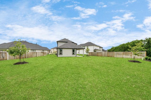 2142 Emerald Diamond Court, Fresno, TX 77545