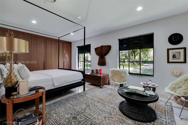 10700 Old Cutler Rd, Coral Gables, FL 33156