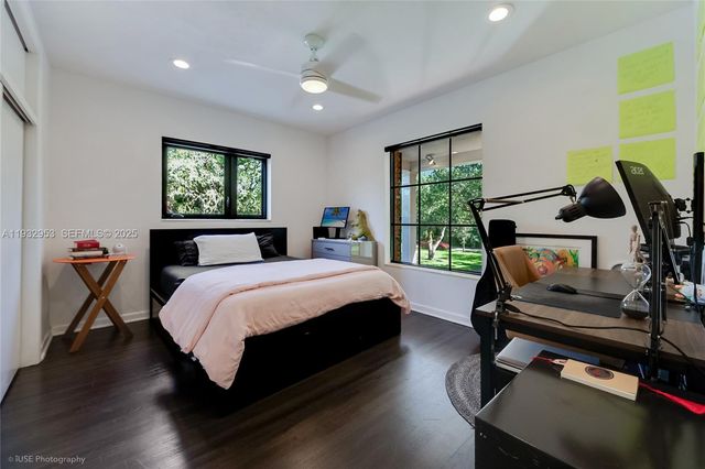 10700 Old Cutler Rd, Coral Gables, FL 33156