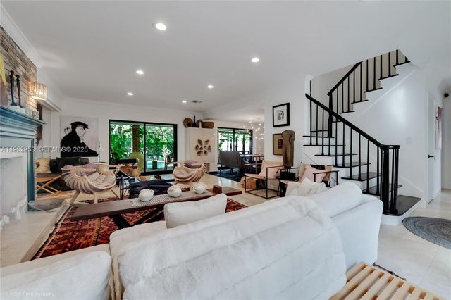 10700 Old Cutler Rd, Coral Gables, FL 33156