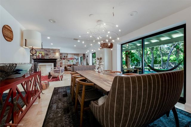 10700 Old Cutler Rd, Coral Gables, FL 33156