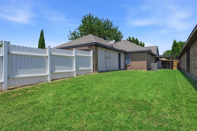 1728 Hackamore Street, Mesquite, TX 75149