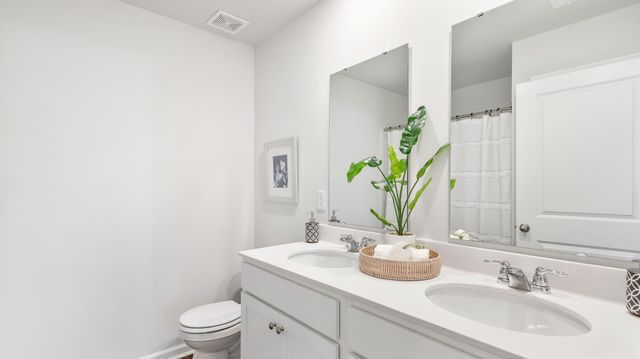146 Broadstone Drive, Summerville, SC 29486