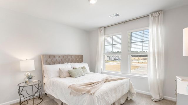 146 Broadstone Drive, Summerville, SC 29486