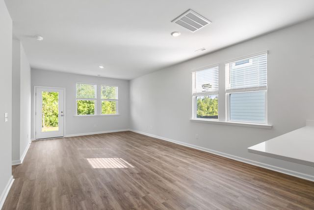 146 Broadstone Drive, Summerville, SC 29486