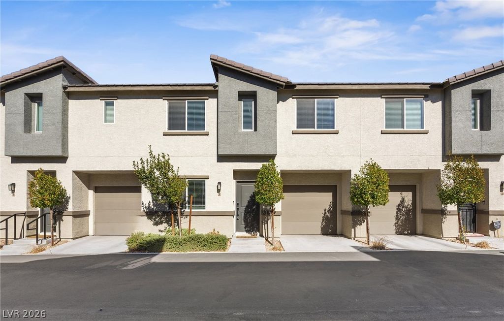 12240 Golden Wreath Road 2, Las Vegas, NV 89183 — photo 2