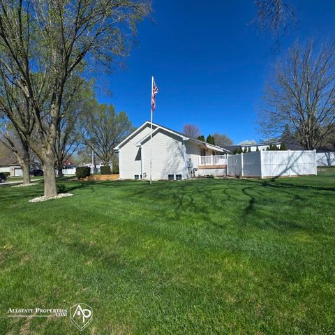 300 Carriage Way, Davison, MI 48423