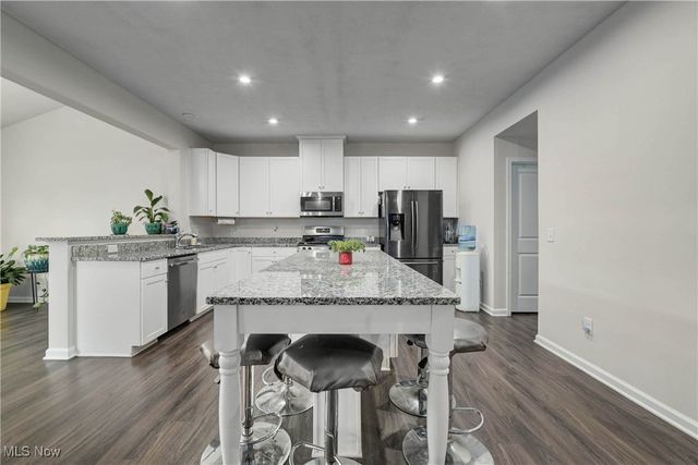 9966 Ethan Drive, Olmsted Twp, OH 44138