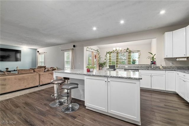 9966 Ethan Drive, Olmsted Twp, OH 44138