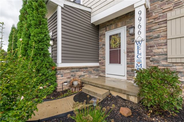 9966 Ethan Drive, Olmsted Twp, OH 44138