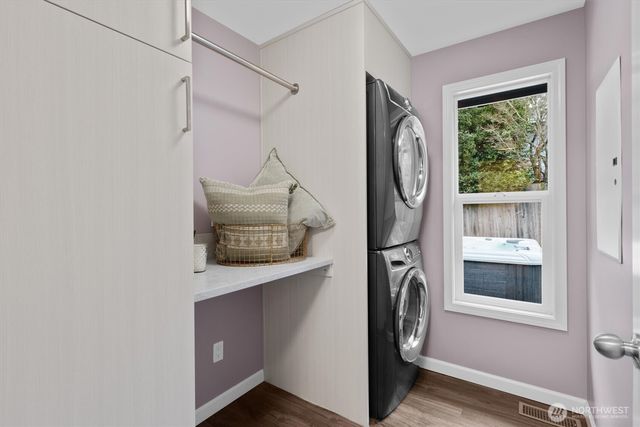 10932 156th Court NE, Redmond, WA 98052