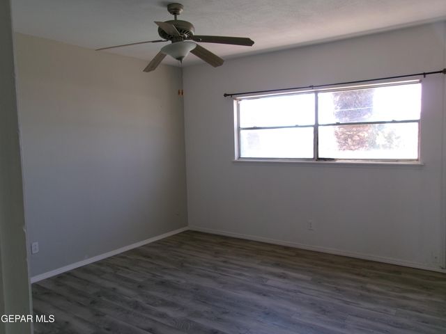 6700 ESCONDIDO Drive F4, El Paso, TX 79912