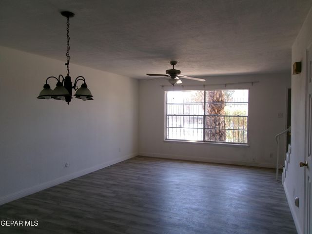 6700 ESCONDIDO Drive F4, El Paso, TX 79912