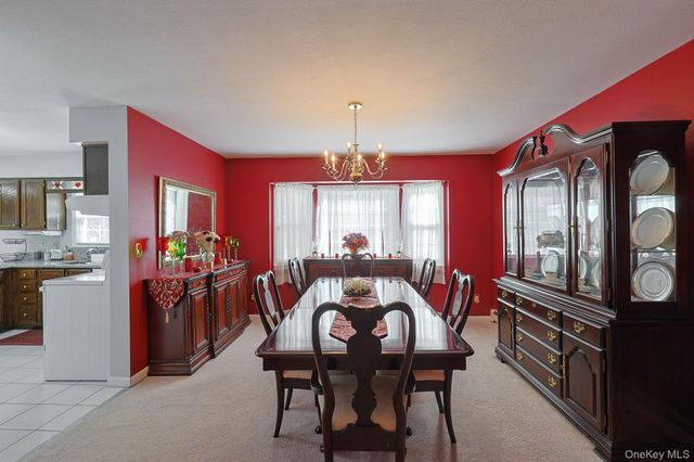 2 Eisenhower Court, Hopewell Junction, NY 12533