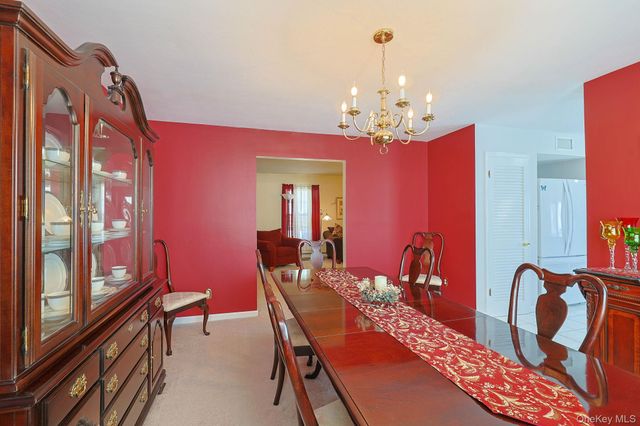 2 Eisenhower Court, Hopewell Junction, NY 12533