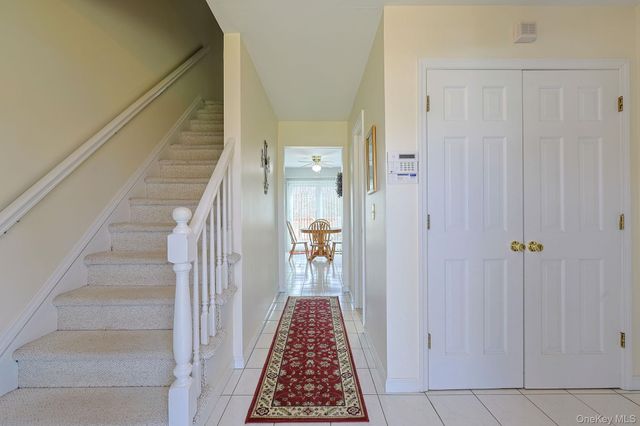 2 Eisenhower Court, Hopewell Junction, NY 12533