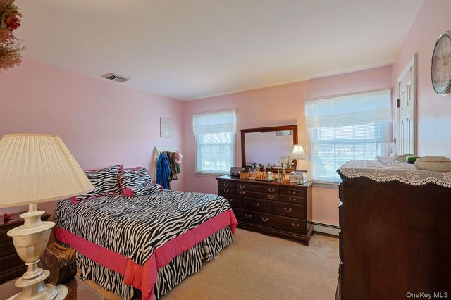 2 Eisenhower Court, Hopewell Junction, NY 12533