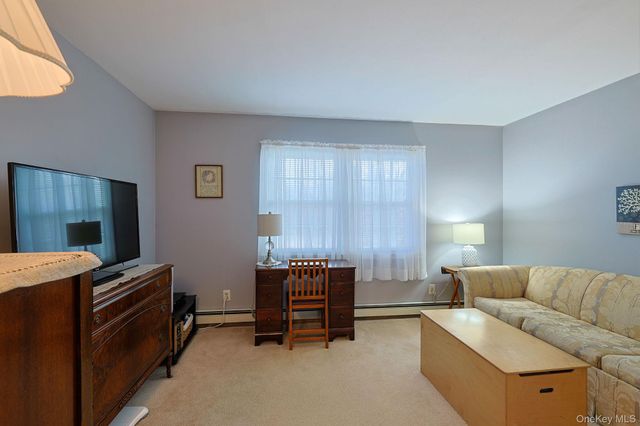 2 Eisenhower Court, Hopewell Junction, NY 12533