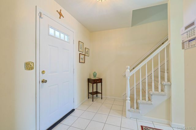 2 Eisenhower Court, Hopewell Junction, NY 12533