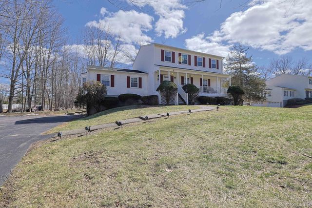 2 Eisenhower Court, Hopewell Junction, NY 12533