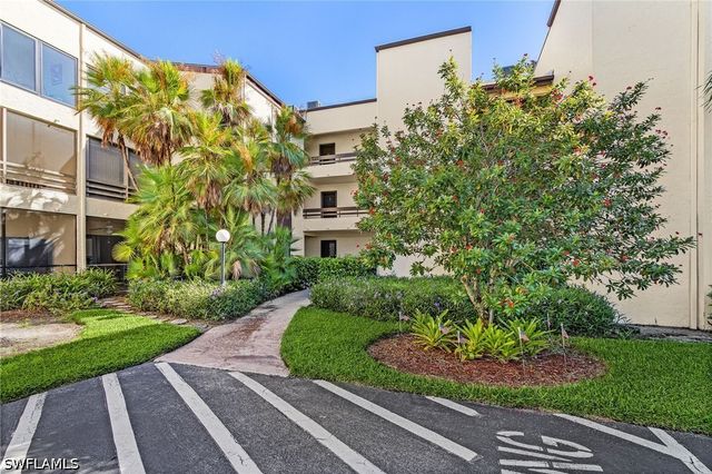 3625 Boca Ciega DR 212, Naples, FL 34112
