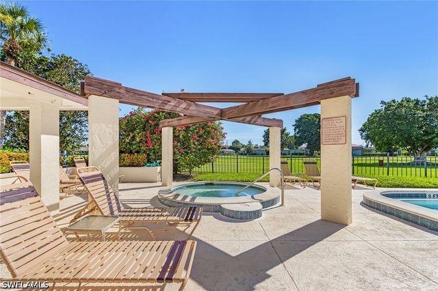 3625 Boca Ciega DR 212, Naples, FL 34112