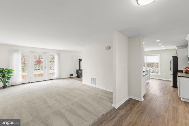 155 SIGNAL CT, Strasburg, VA 22657