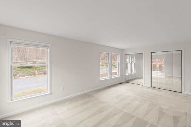 155 SIGNAL CT, Strasburg, VA 22657