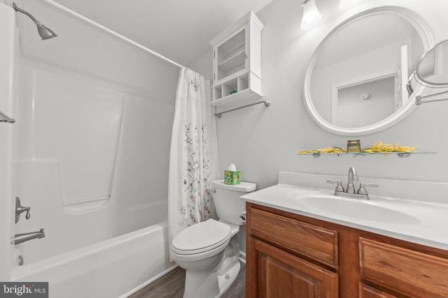 155 SIGNAL CT, Strasburg, VA 22657